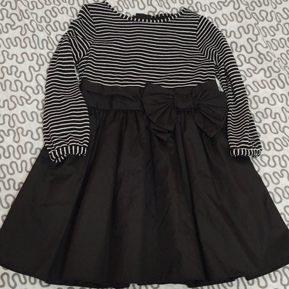 Cherokee dress - Picture 2 of 9